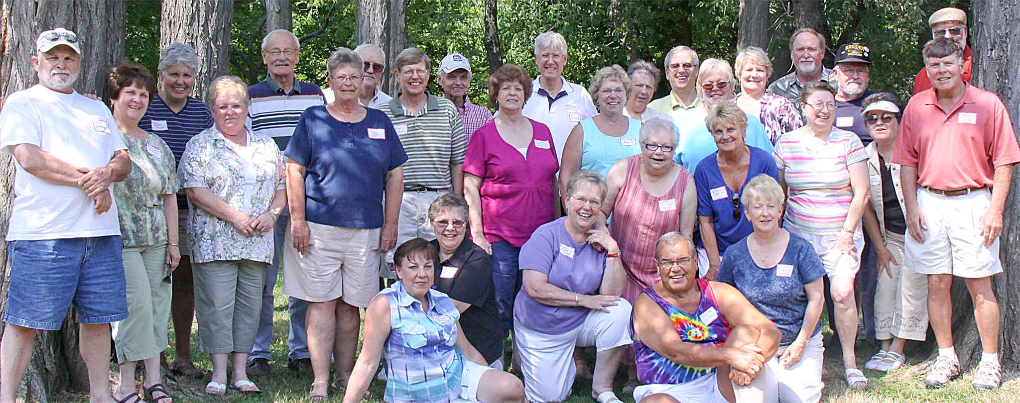 class of 1962 65th birthday party group picture